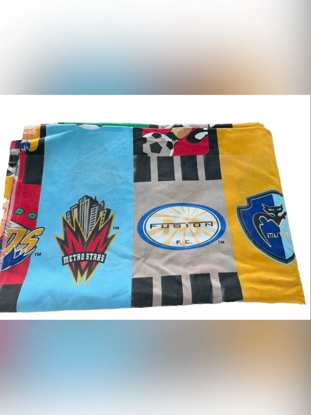 1998 MLS VINTAGE Soccer Twin Bed Set- 2 Pillow Shams, Fitted & Flat Sheets